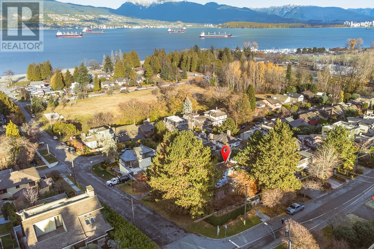 4489 W 2ND Avenue, Vancouver