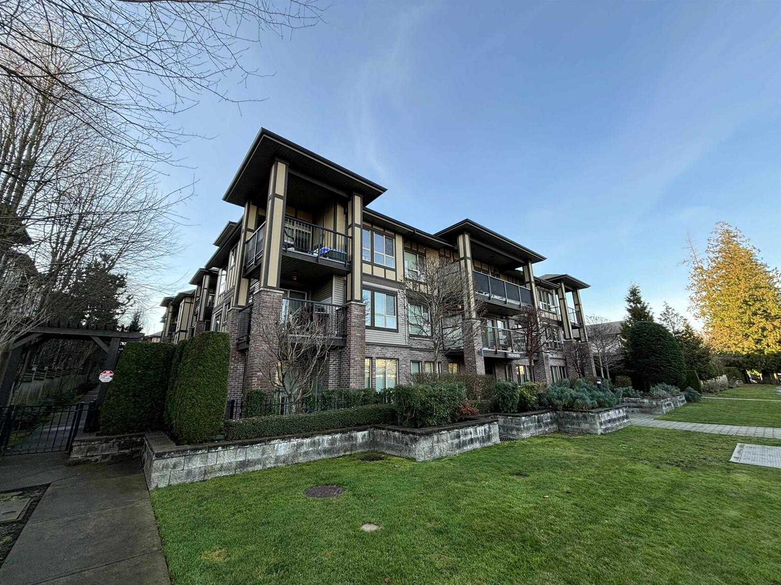 217 8733 160 Street, Surrey