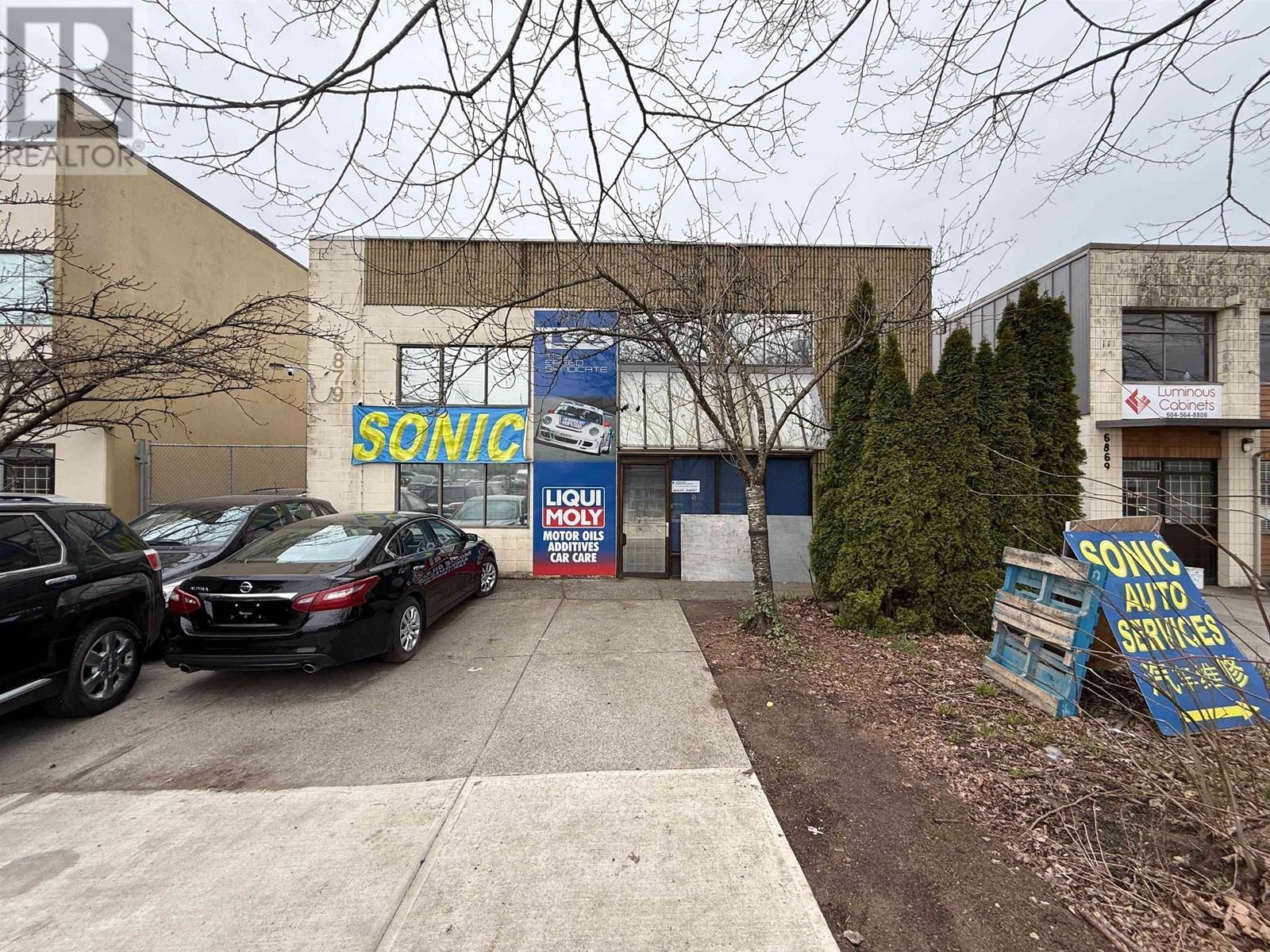 6879 Antrim Avenue, Burnaby