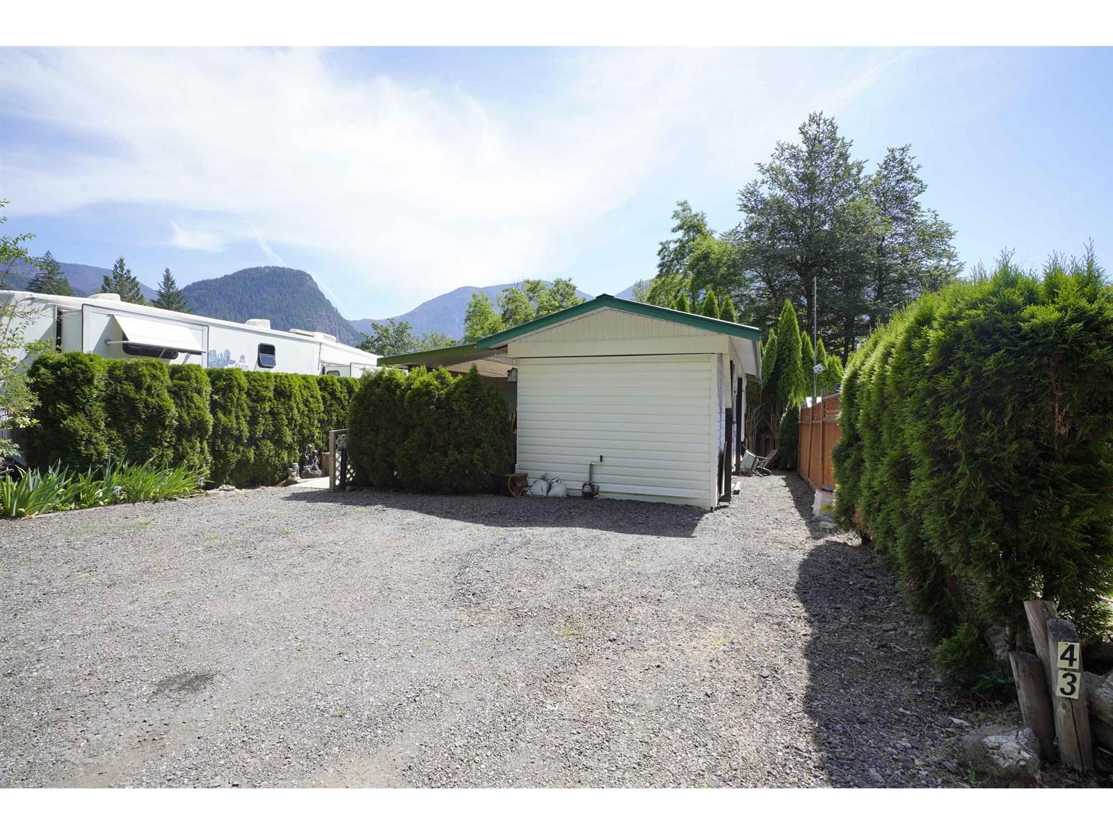 42 30860 Trans Canada Highway, Yale