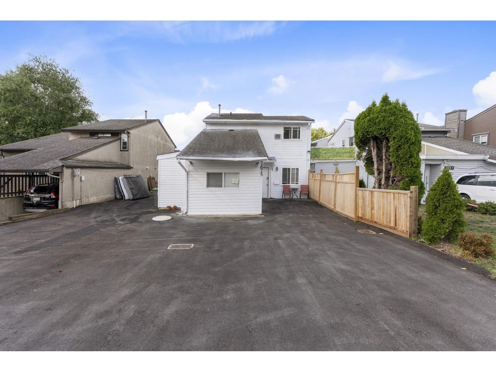 7675 125 Street, Surrey