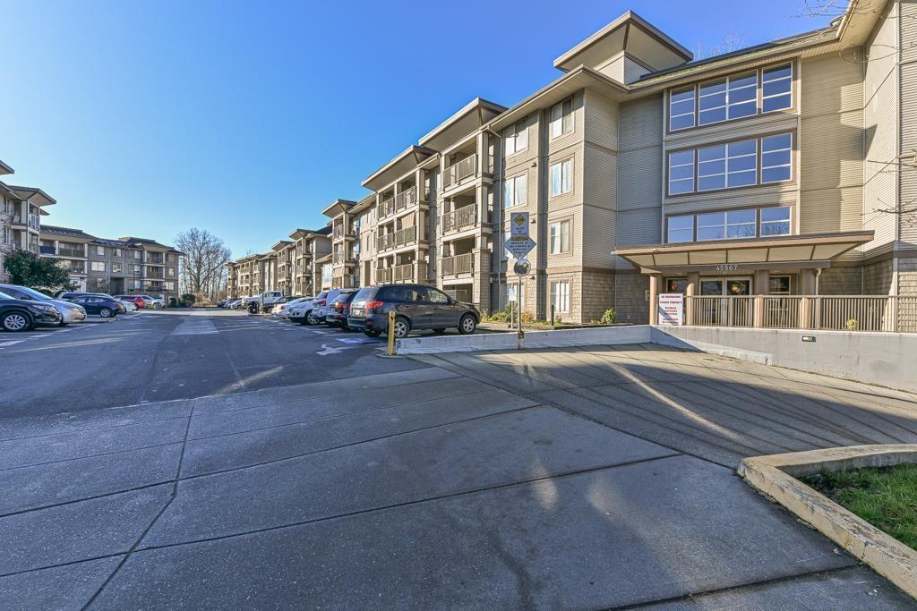 215 45567 Yale Road, Chilliwack