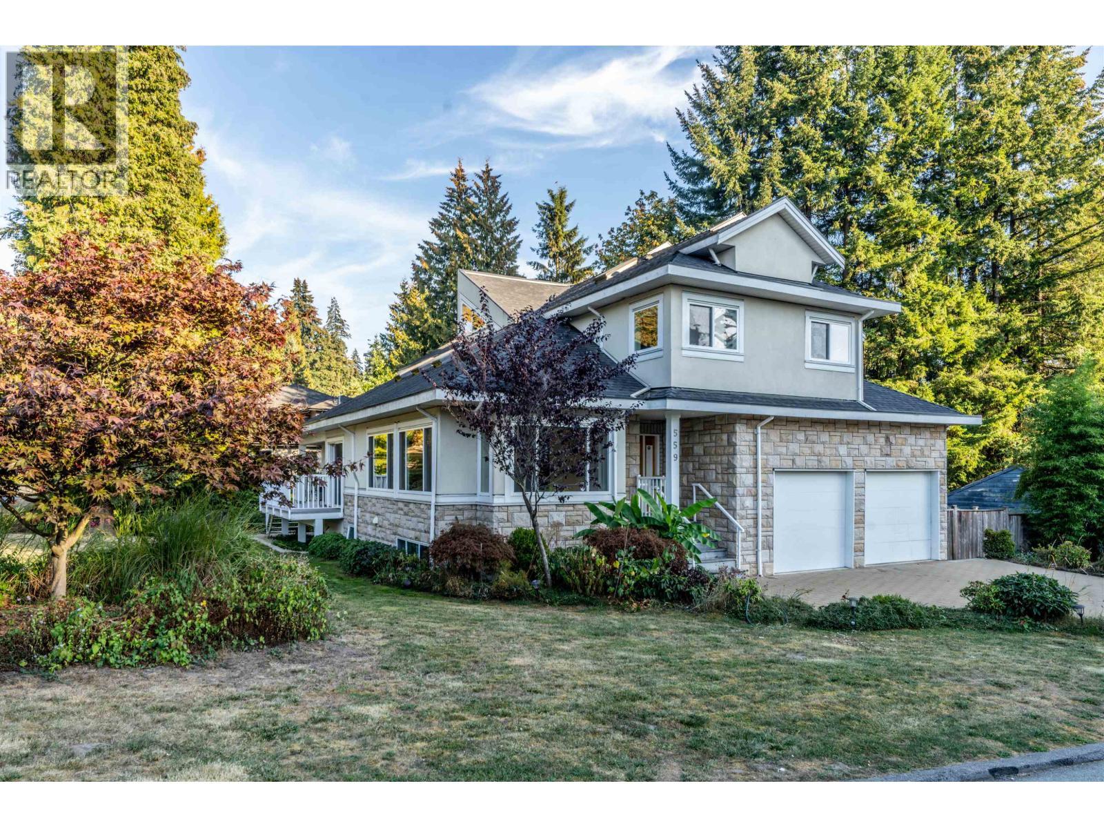 559 Bosworth Street, Coquitlam