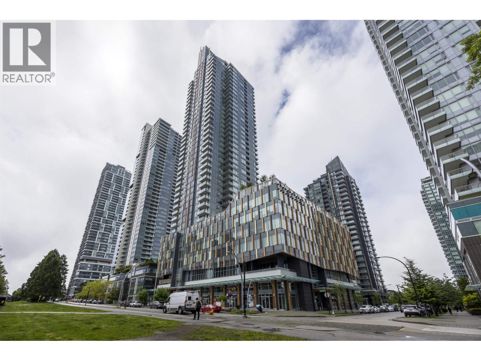 507 6378 Silver Avenue, Burnaby
