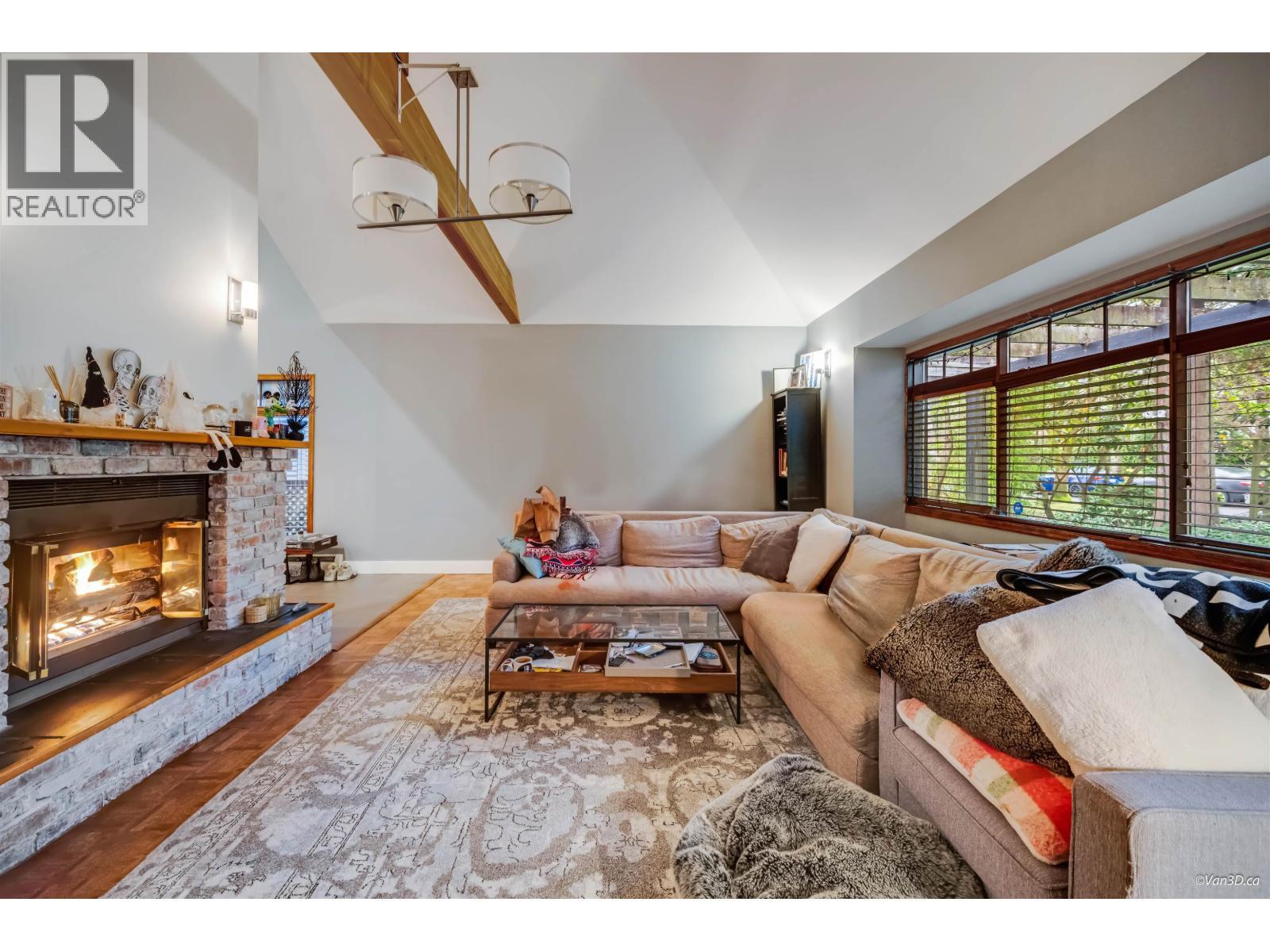 3758 W 35TH Avenue, Vancouver