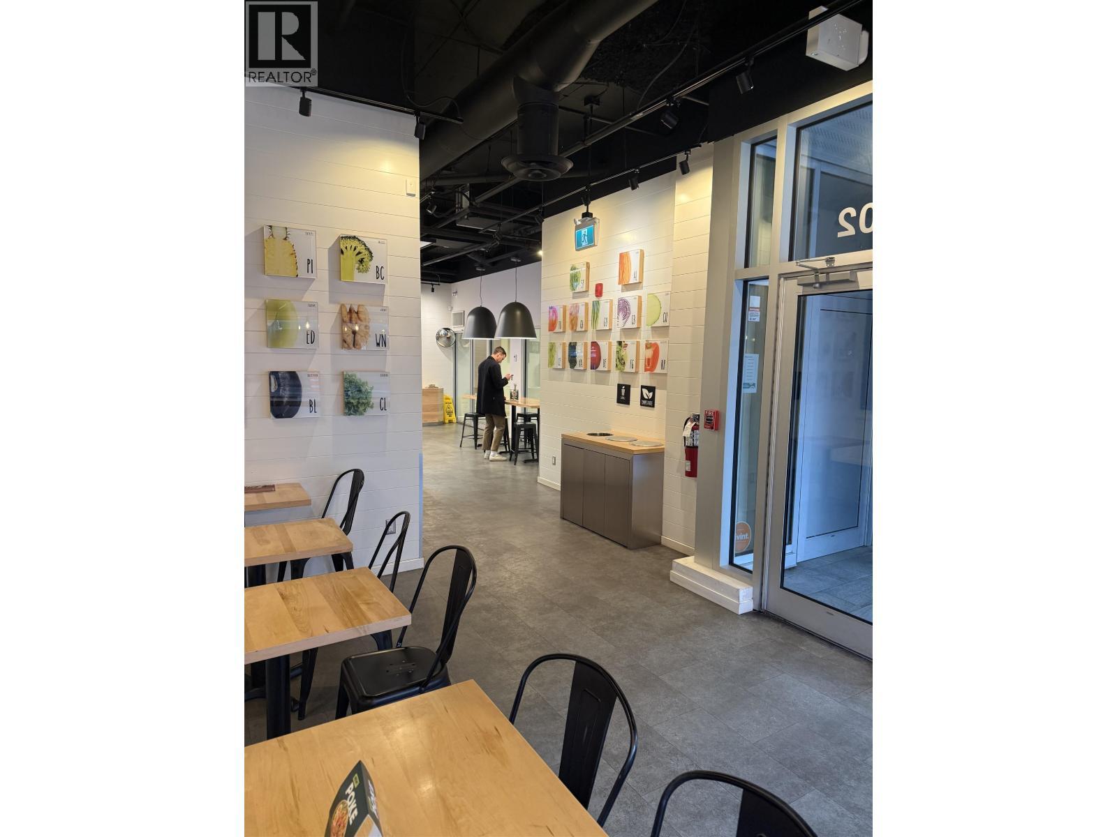 102 1541 W Broadway, Vancouver