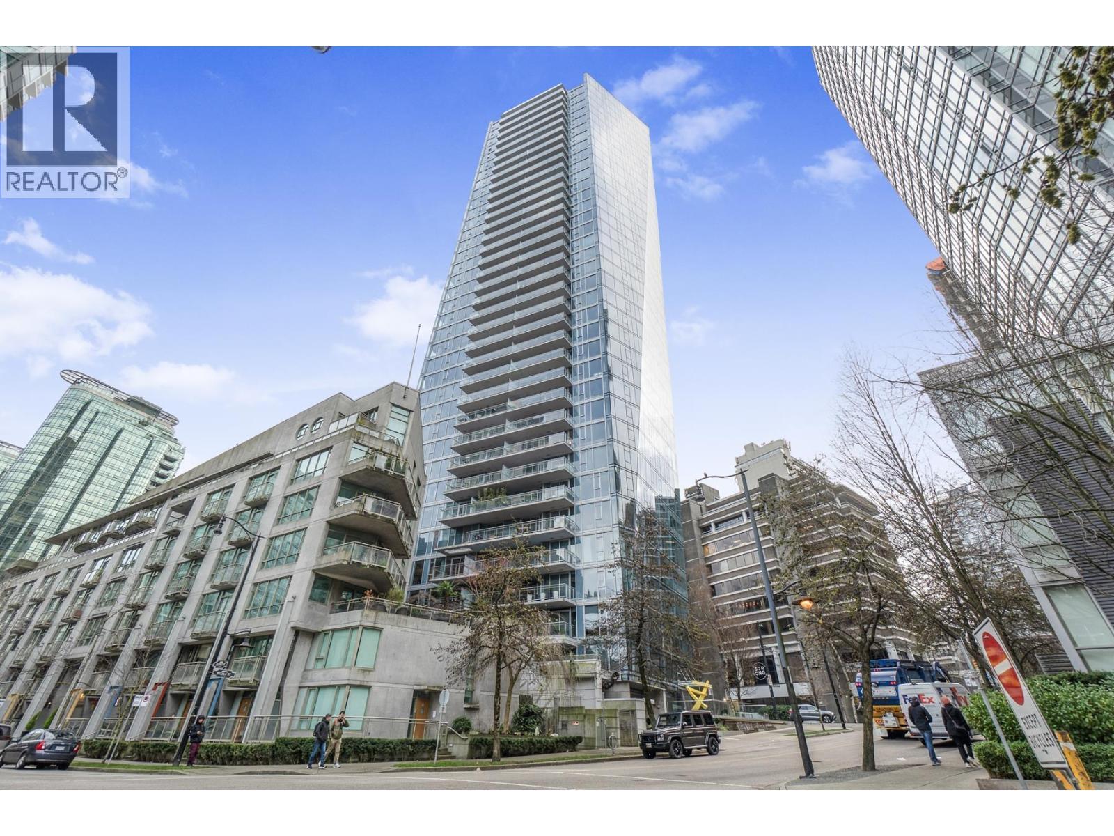 1201 1499 W Pender Street, Vancouver
