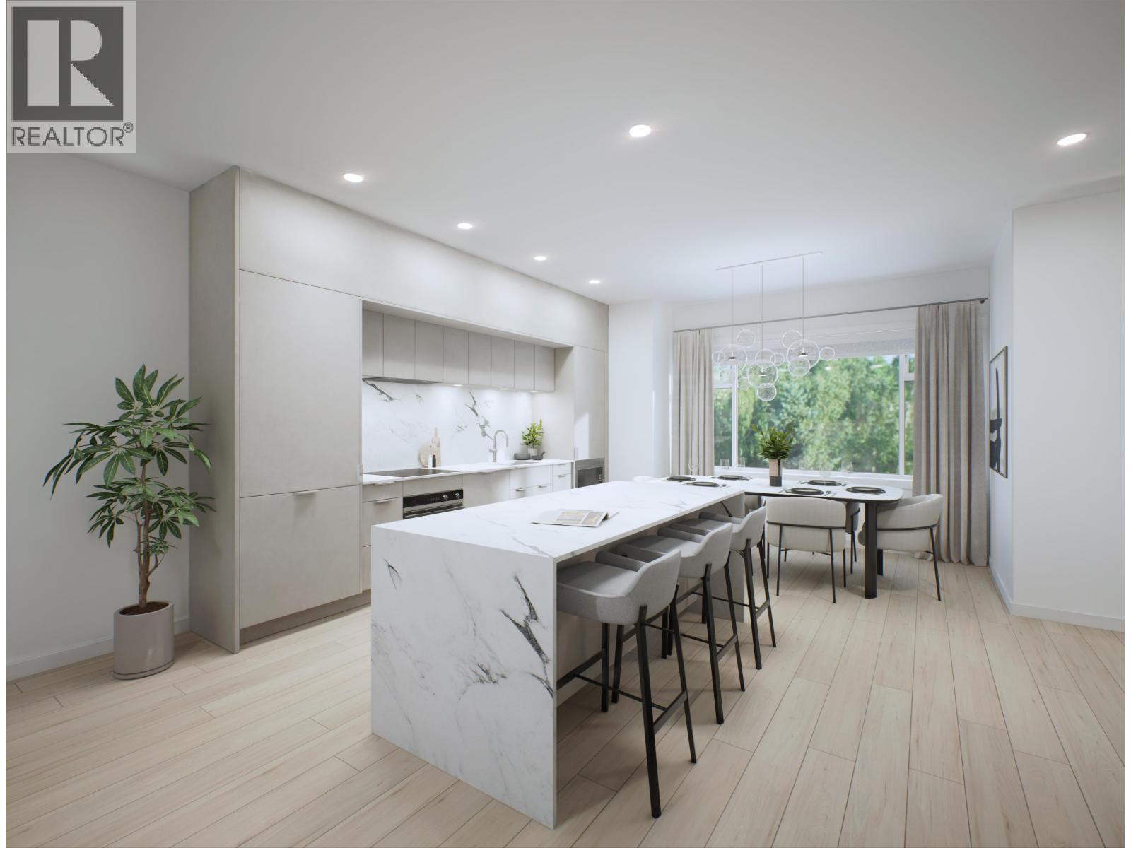 111 433 E 3RD Street, North Vancouver