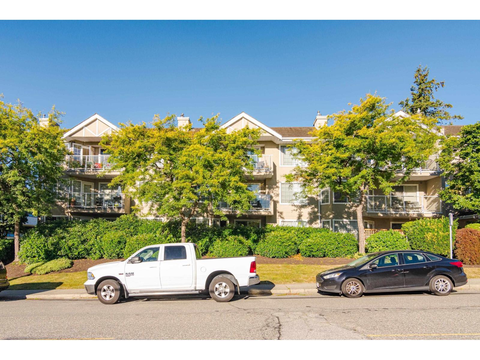 204 1369 George Street, White Rock