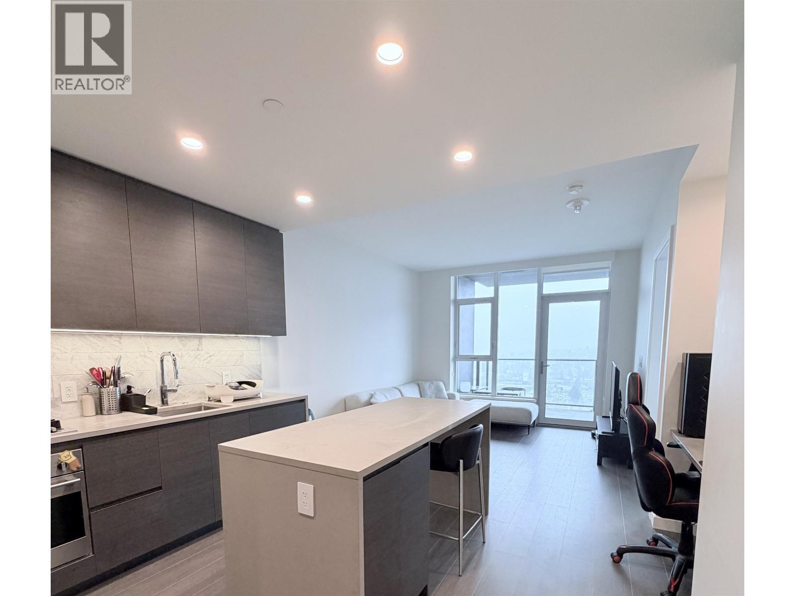 2803 2108 Gilmore Avenue, Burnaby
