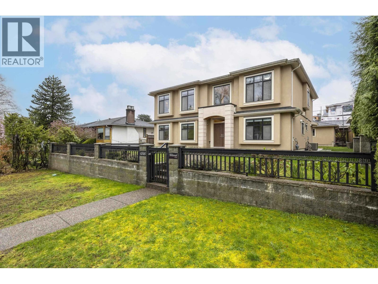 4346 Wildwood Crescent, Burnaby