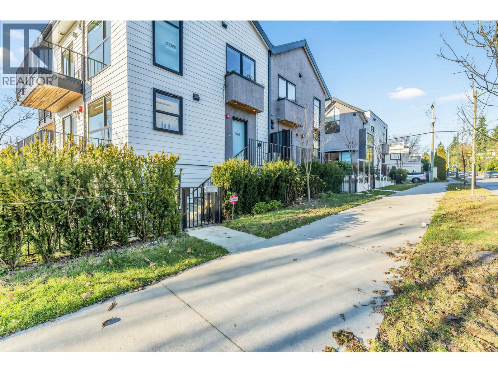 7357 Oak Street, Vancouver