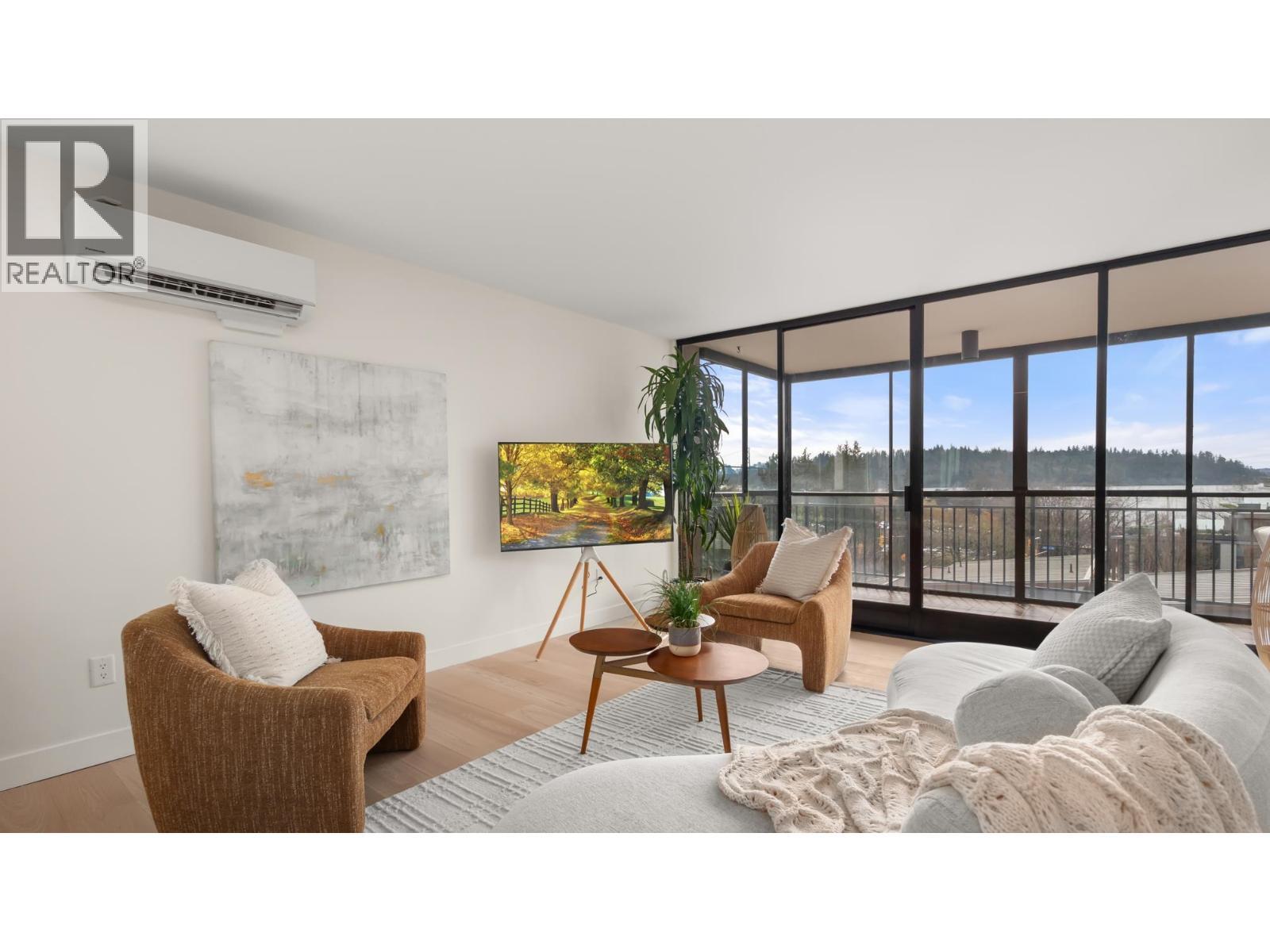 401 475 13TH Street, West Vancouver