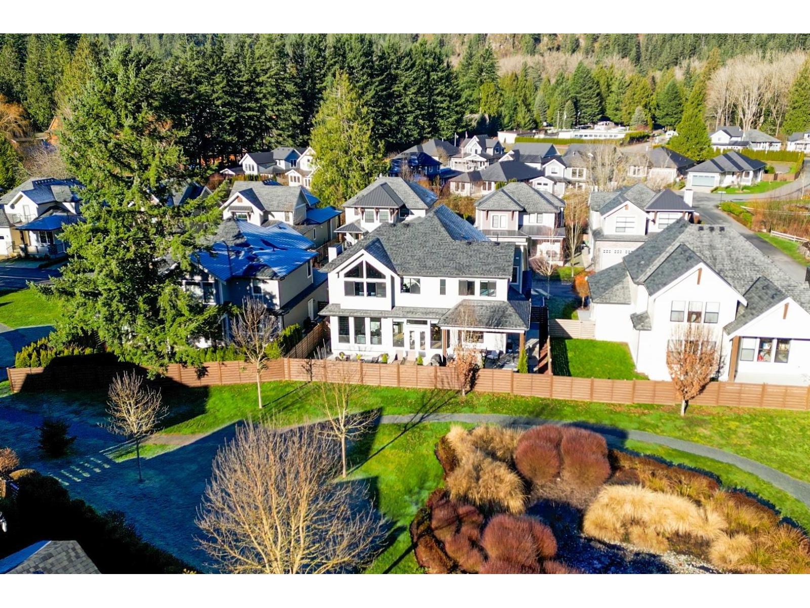 44 1885 Columbia Valley Road, Cultus Lake
