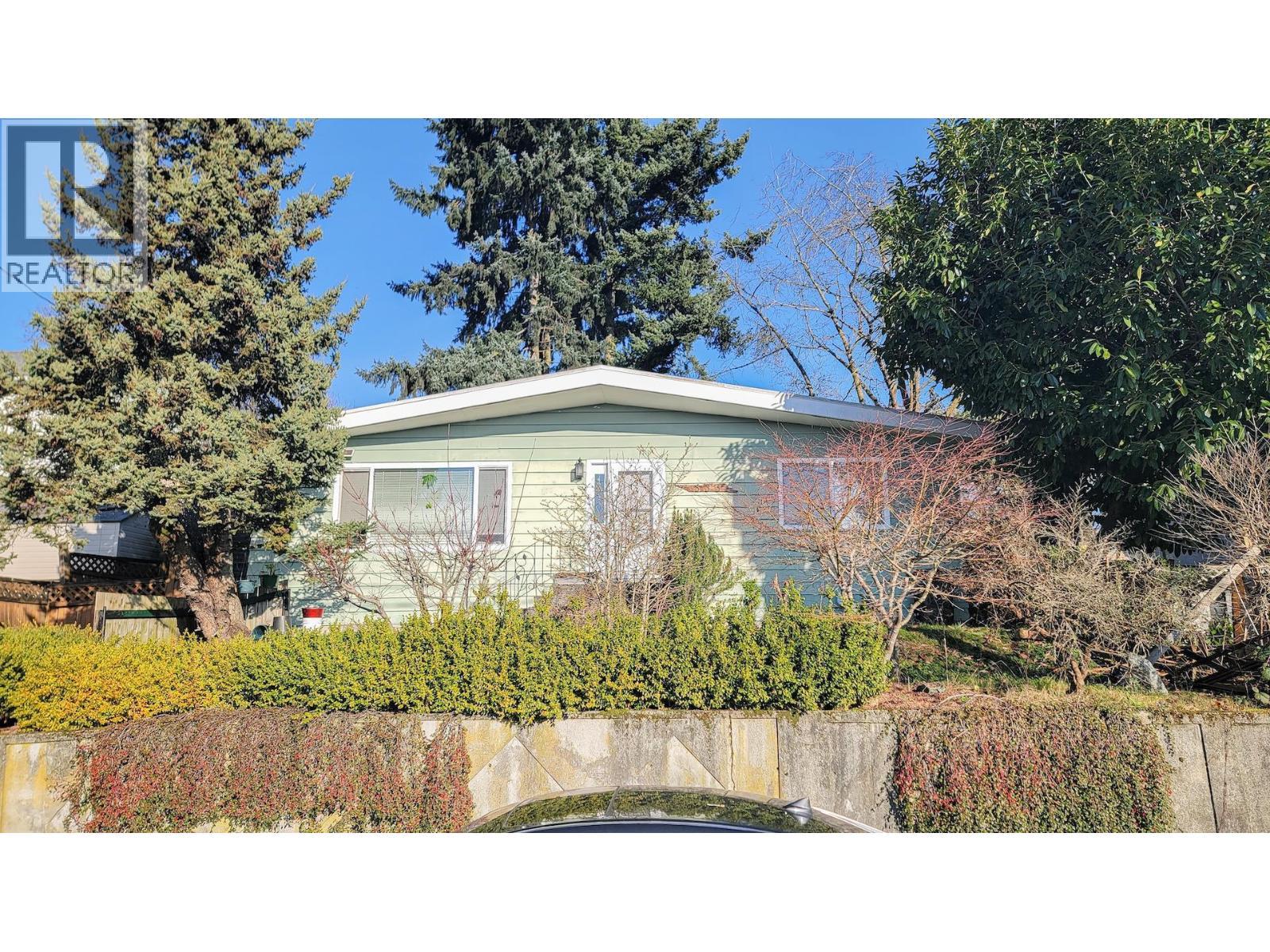 333 Louellen Street, New Westminster