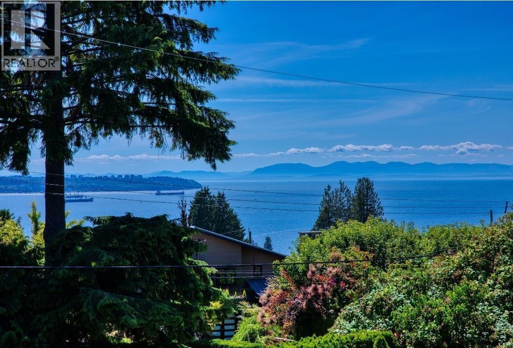 2233 Palmerston Avenue, West Vancouver