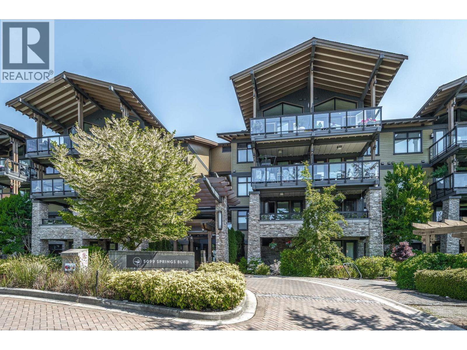 210 5099 Springs Boulevard, Tsawwassen