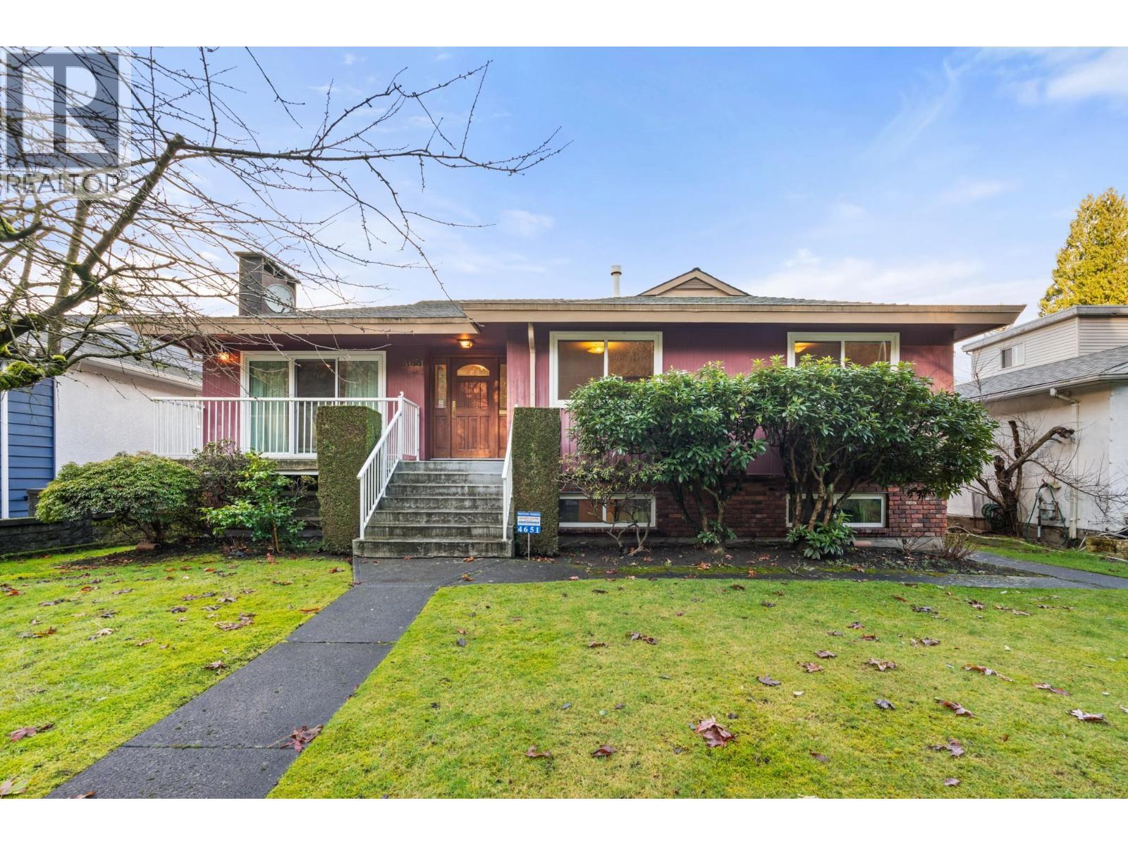 4651 W 16TH Avenue, Vancouver