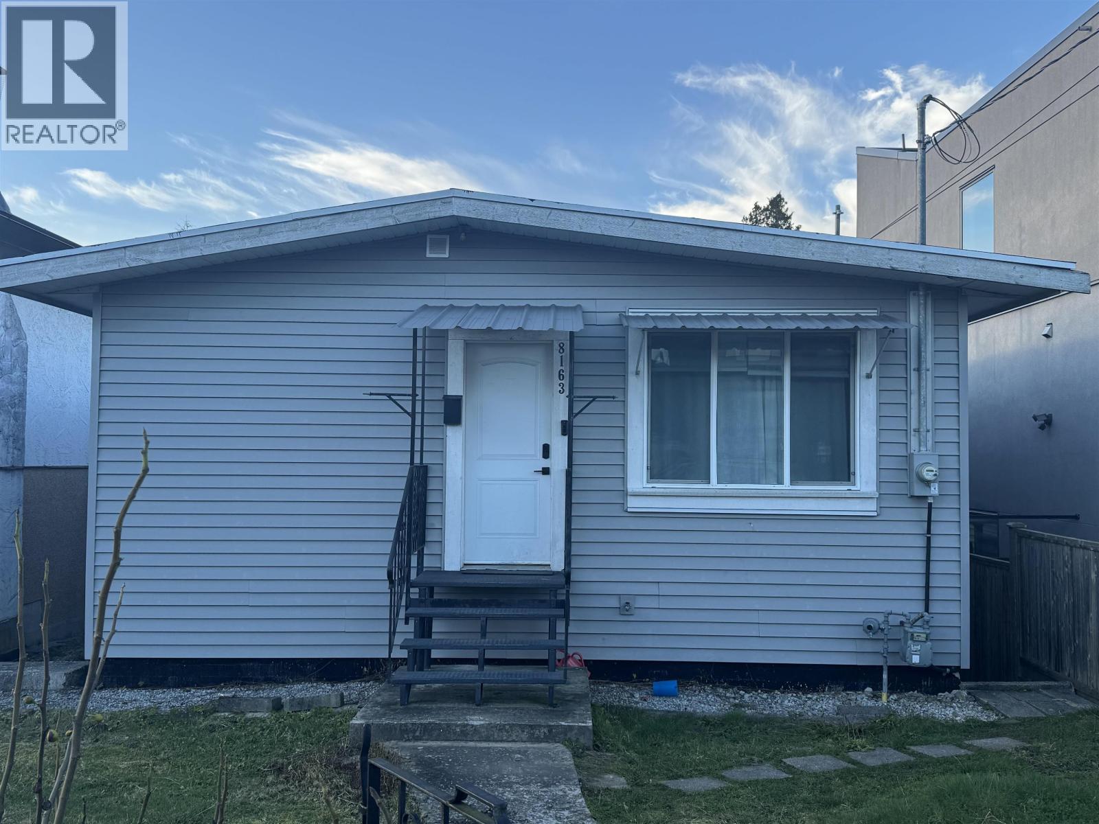8163 18TH Avenue, Burnaby