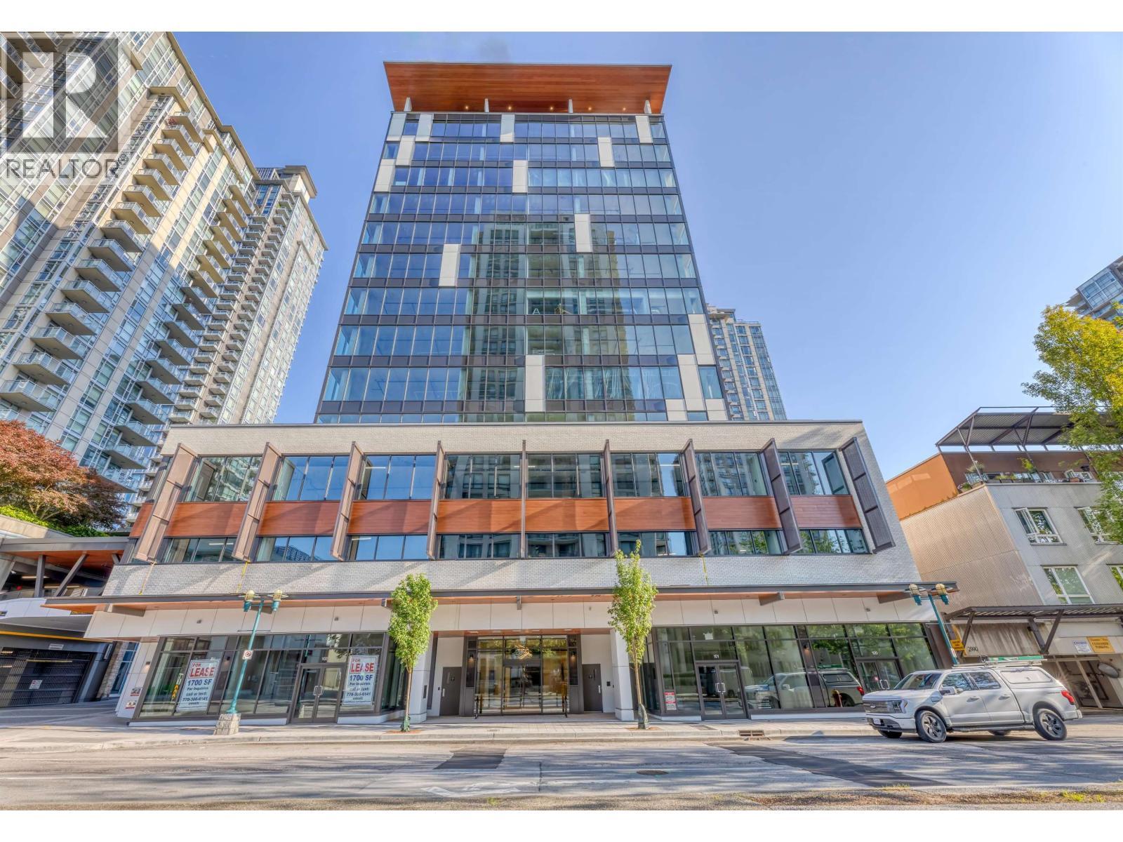 701 2992 Glen Drive, Coquitlam