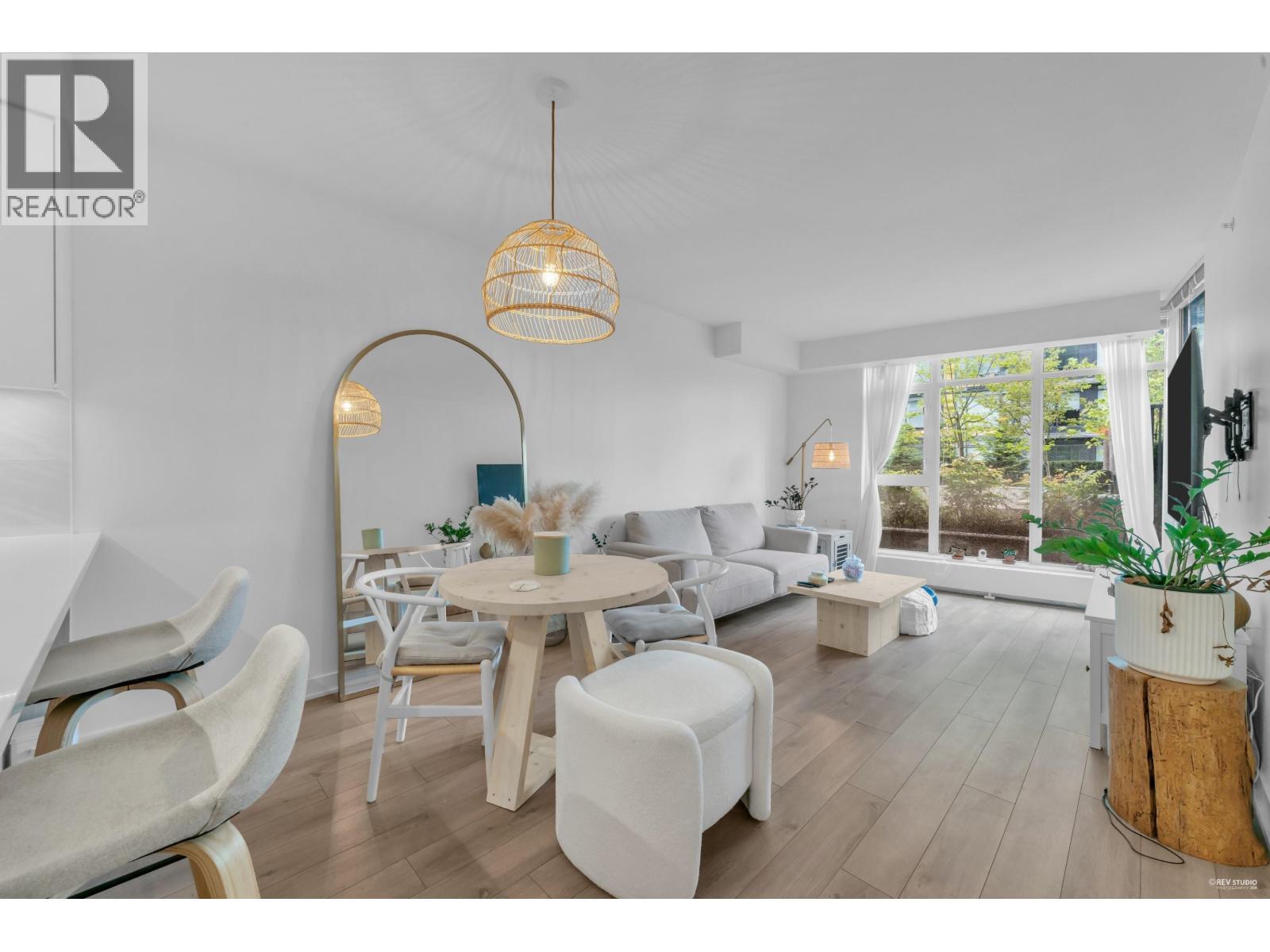 103 8940 University Crescent, Burnaby