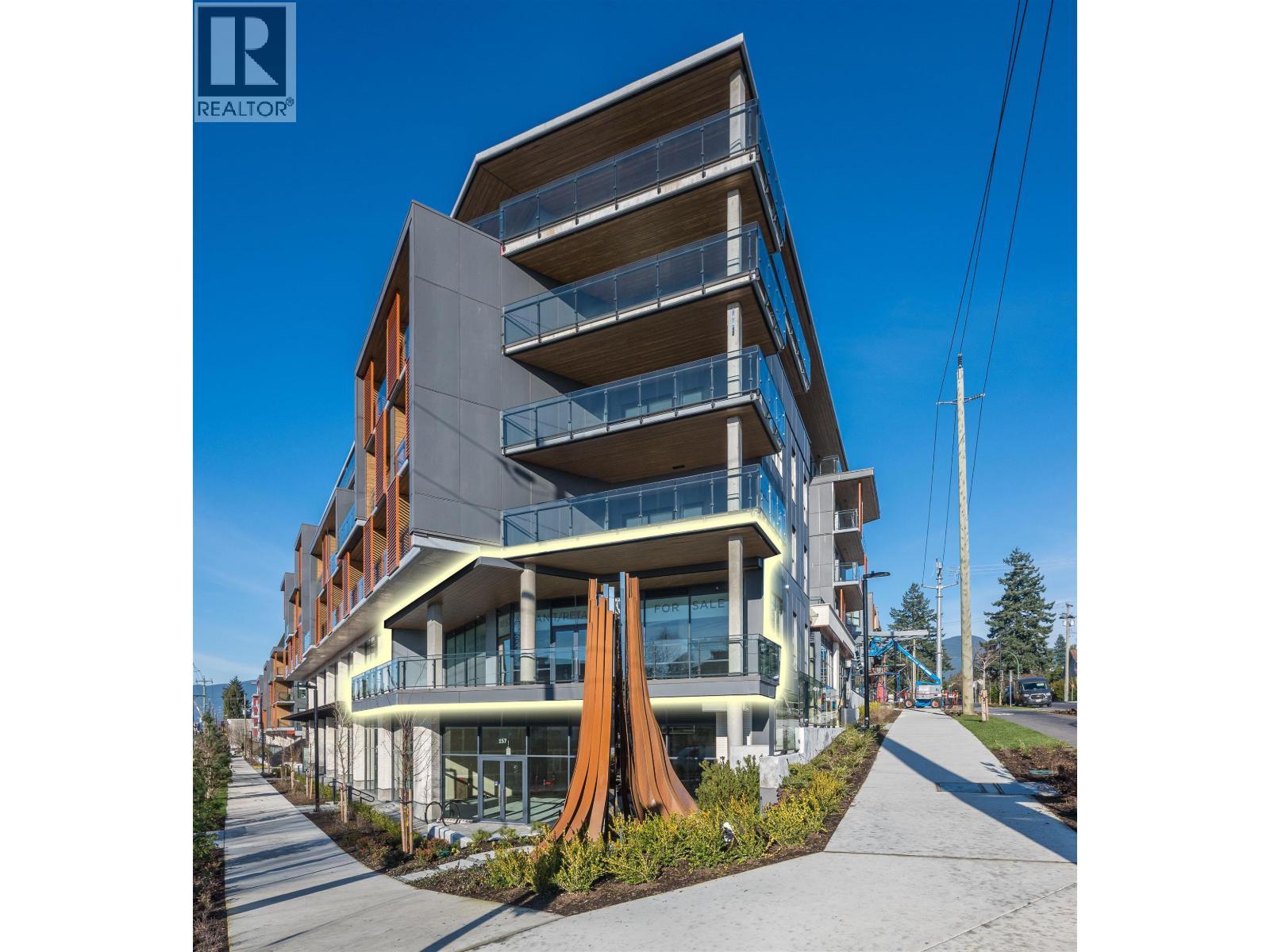 256 422 E 3RD Street, North Vancouver