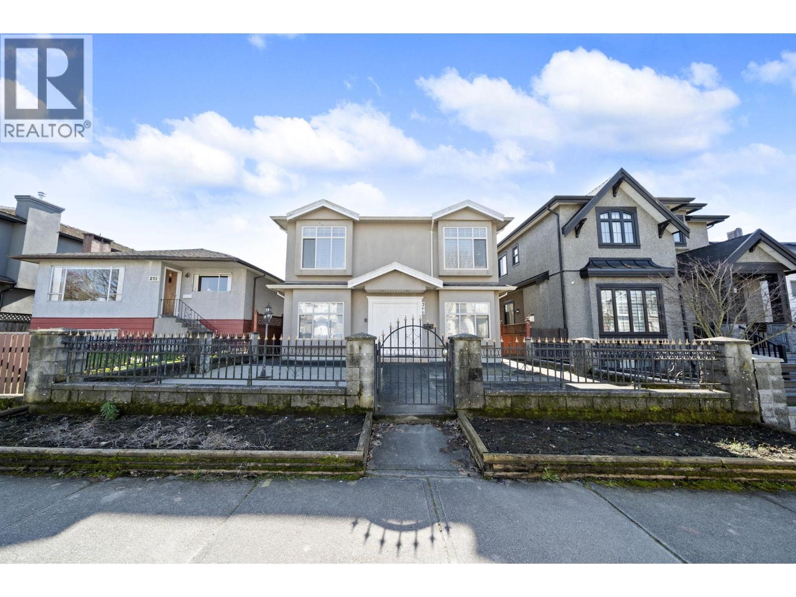 266 E 55TH Avenue, Vancouver