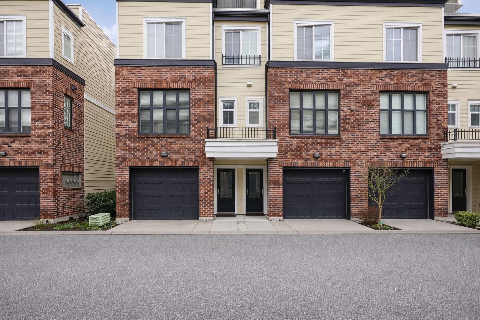 13 15588 32 Avenue, Surrey