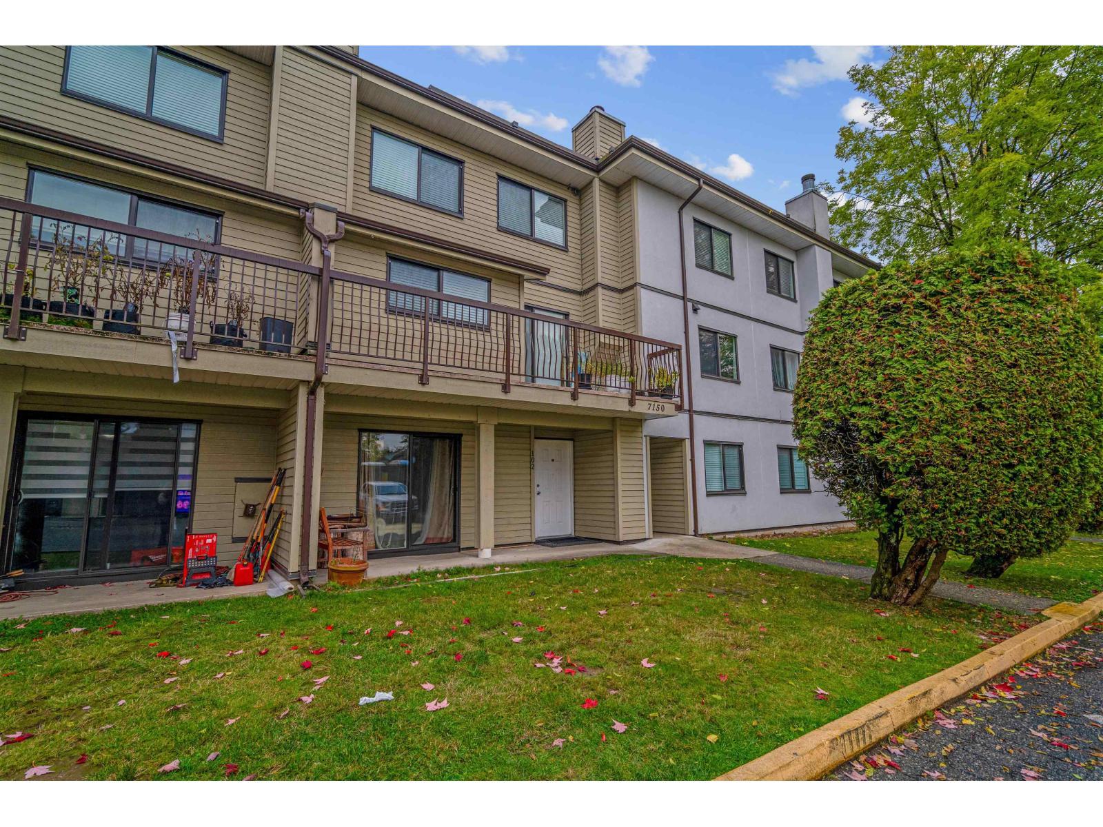 102 7150 133 Street, Surrey