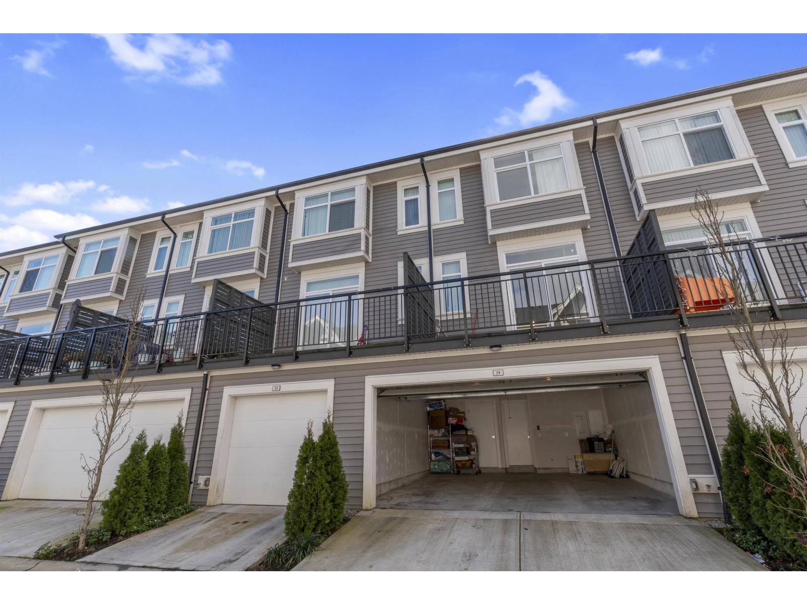 24 14151 58A Avenue, Surrey