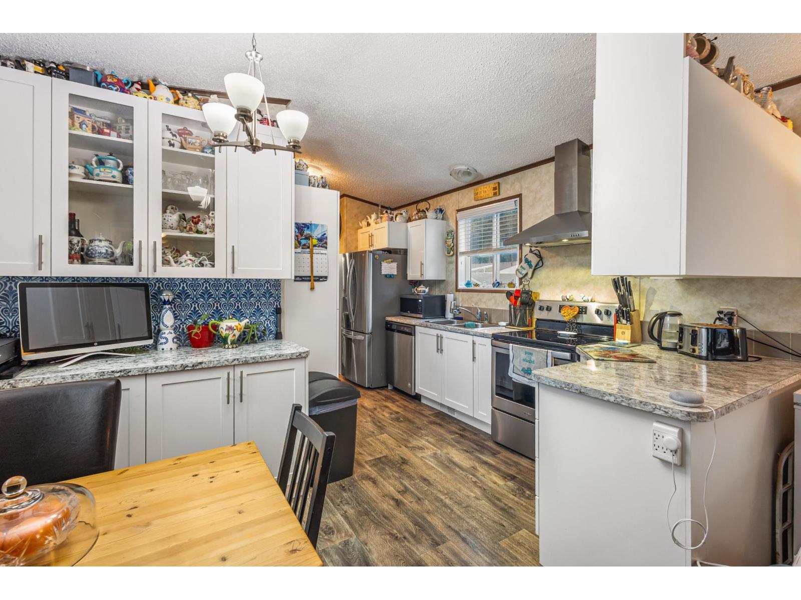 18 3942 Columbia Valley Road, Cultus Lake