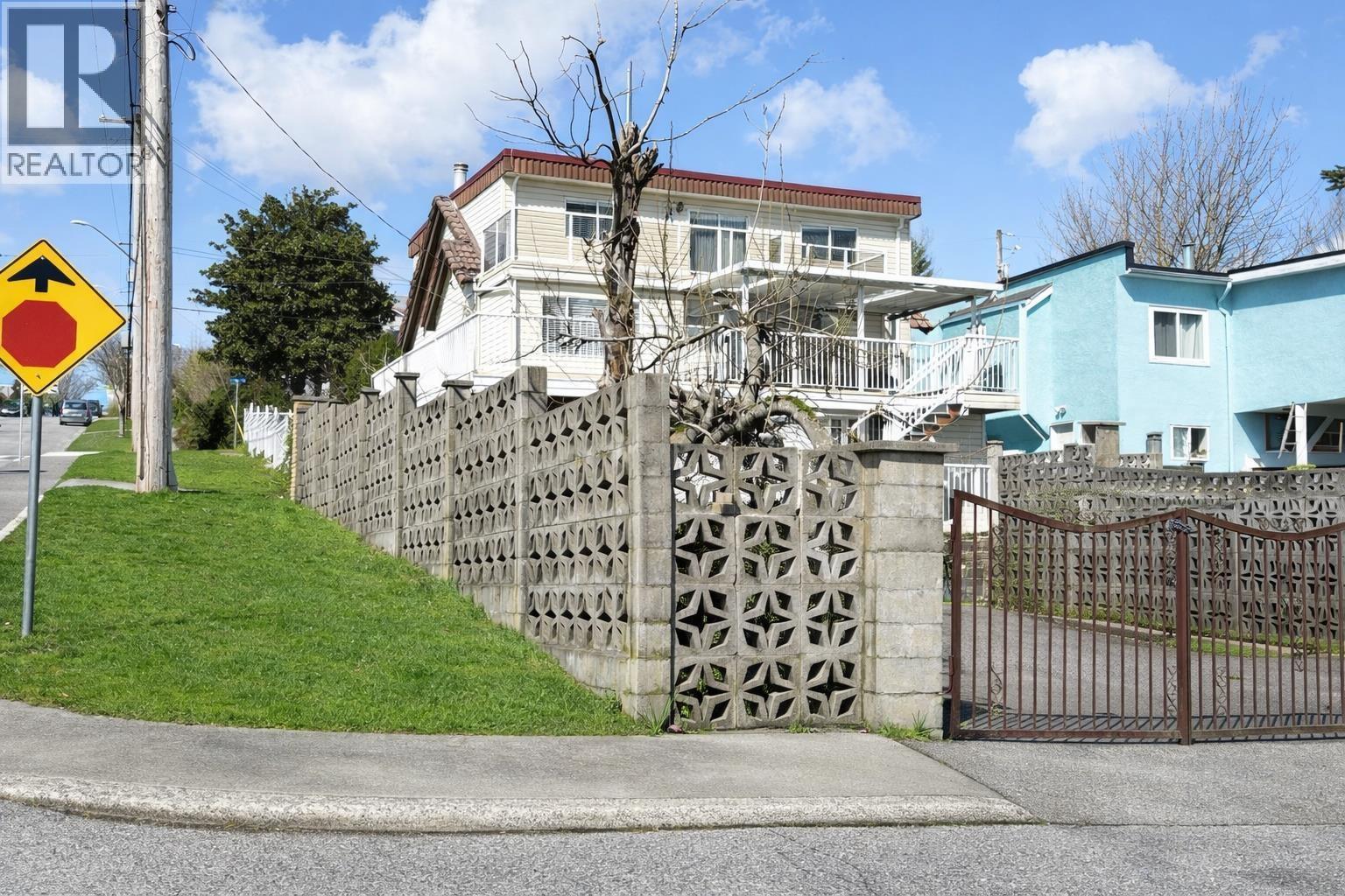 1728 Seventh Avenue, New Westminster