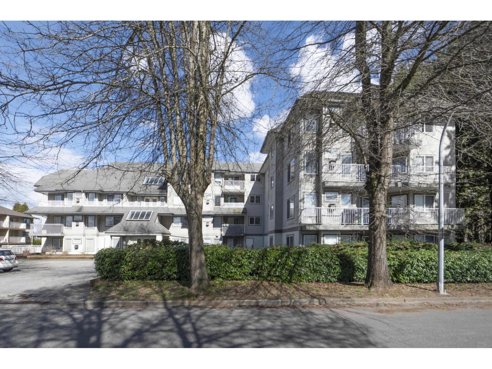 407 33407 Tessaro Crescent, Abbotsford