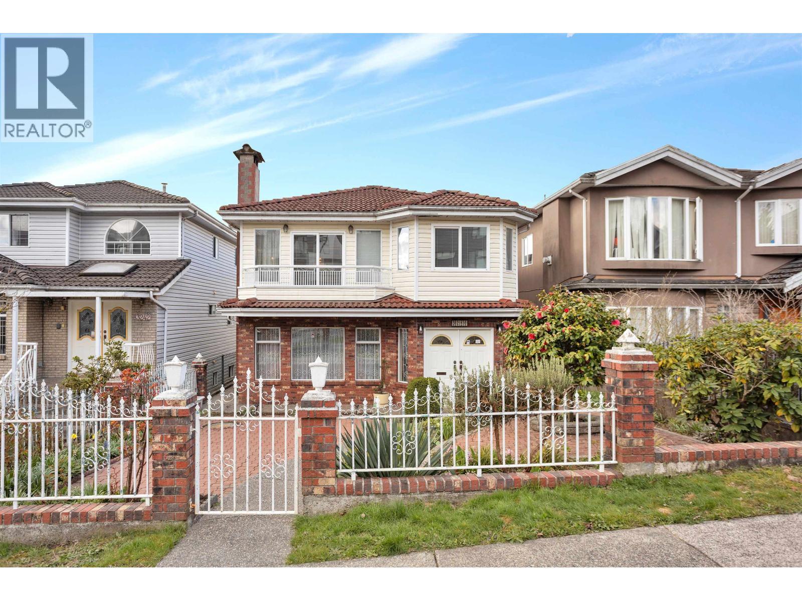 3240 Clive Avenue, Vancouver