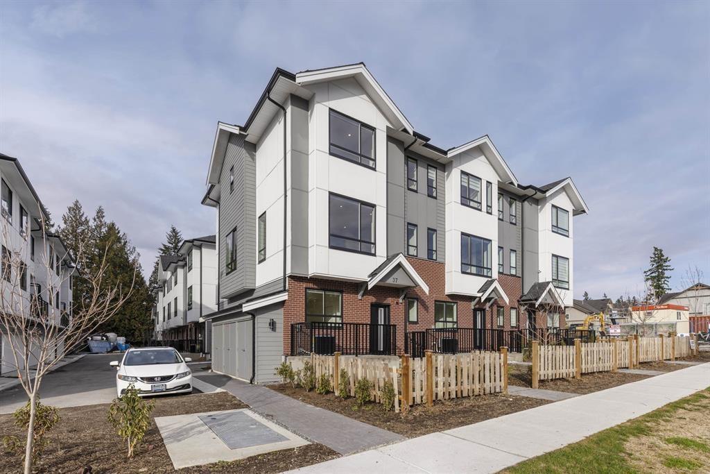 37 12635 63 Avenue, Surrey