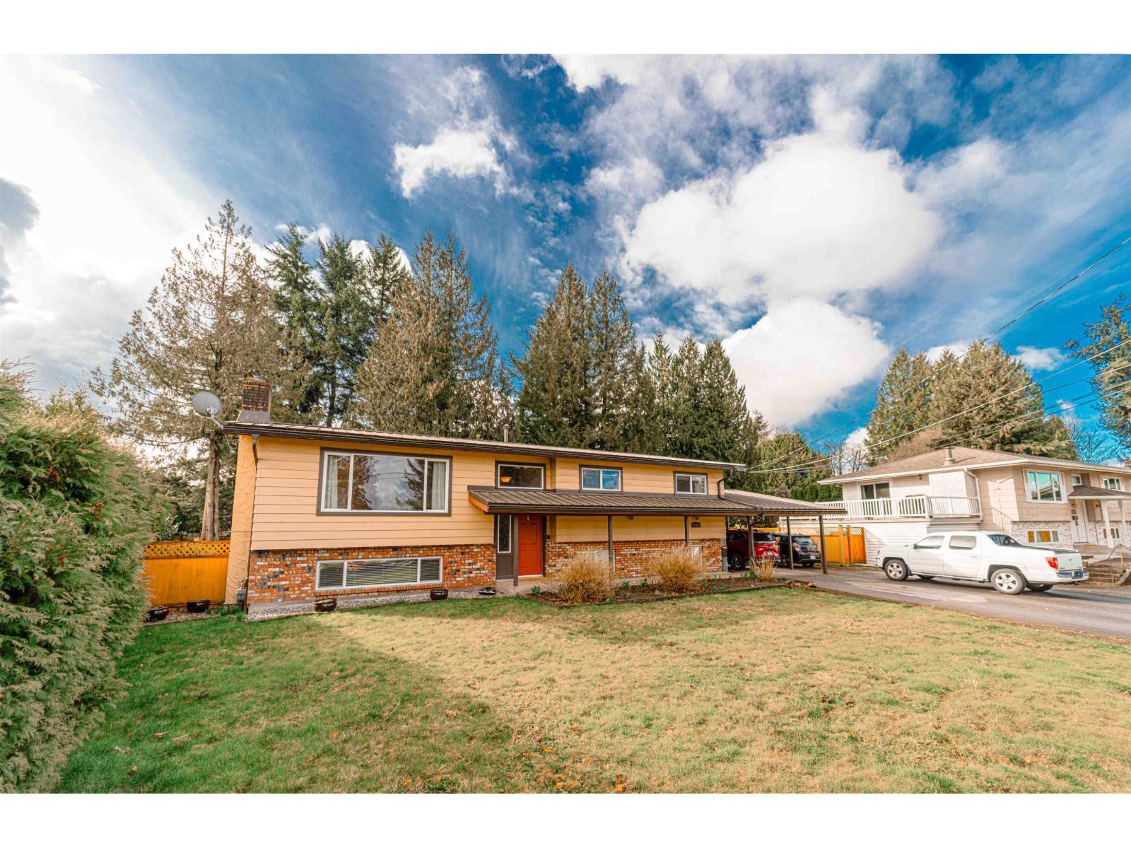 33450 Huggins Avenue, Abbotsford