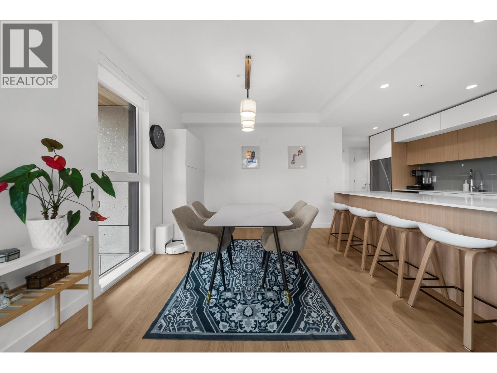 305 9580 Tower Road, Burnaby