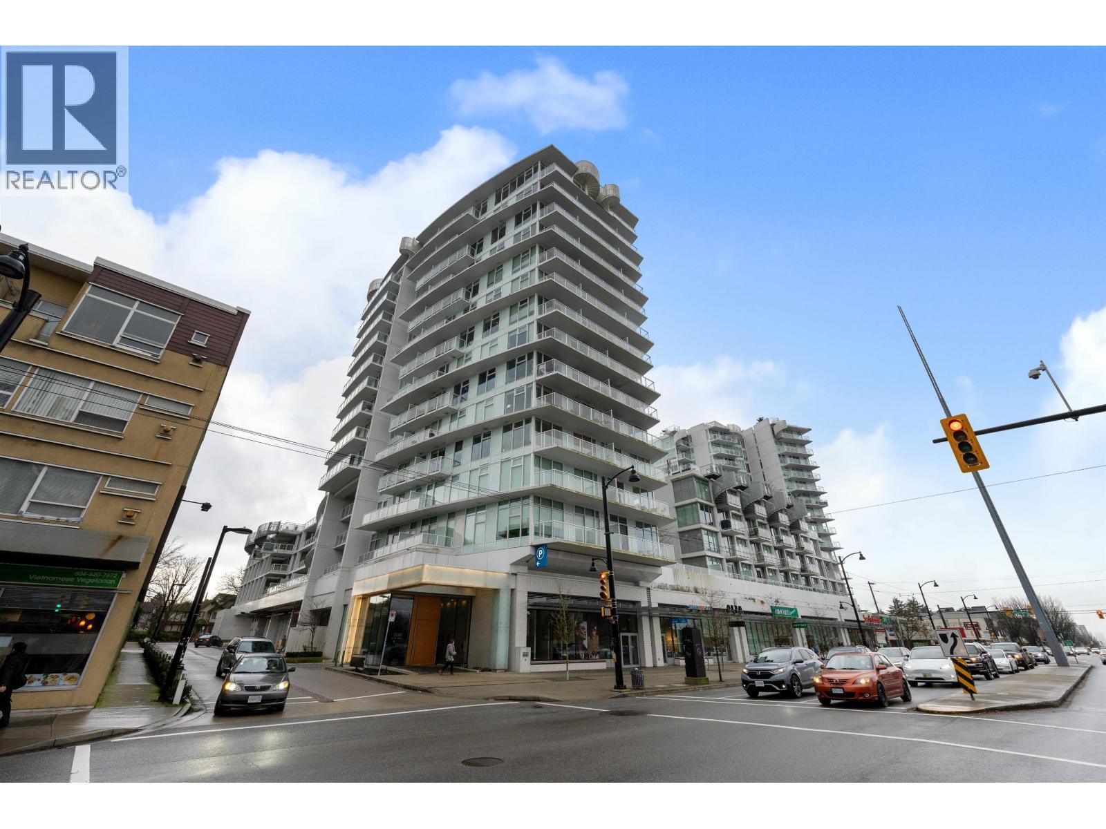 1210 2220 Kingsway, Vancouver