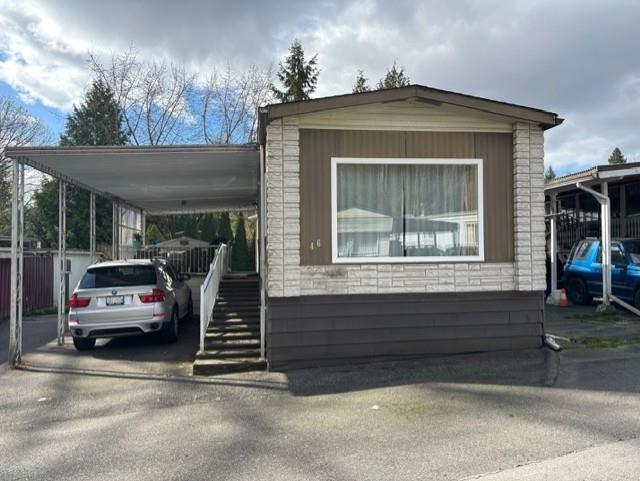 46 8266 King George Boulevard, Surrey