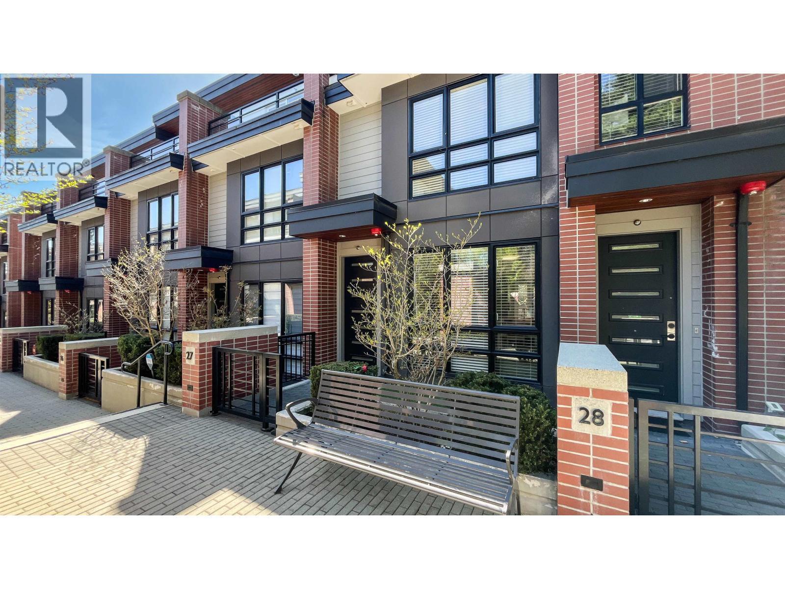 27 388 W 64TH Avenue, Vancouver