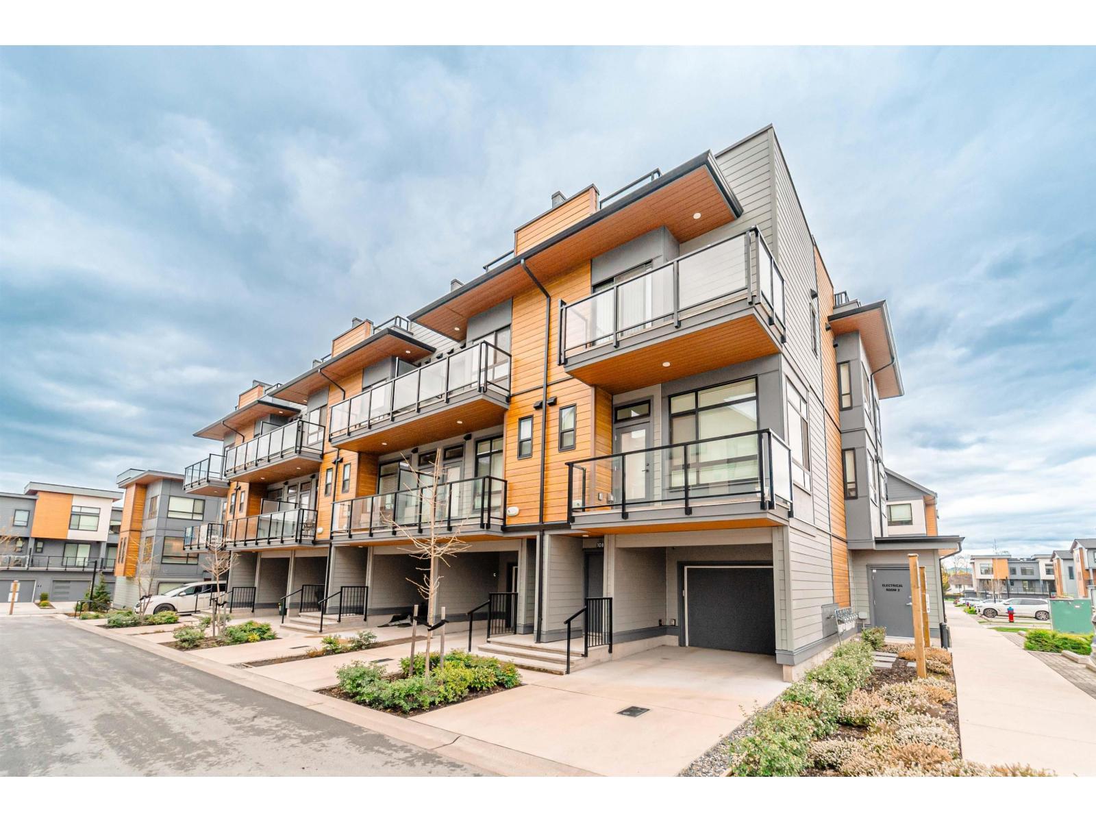 108 30530 Cardinal Avenue, Abbotsford