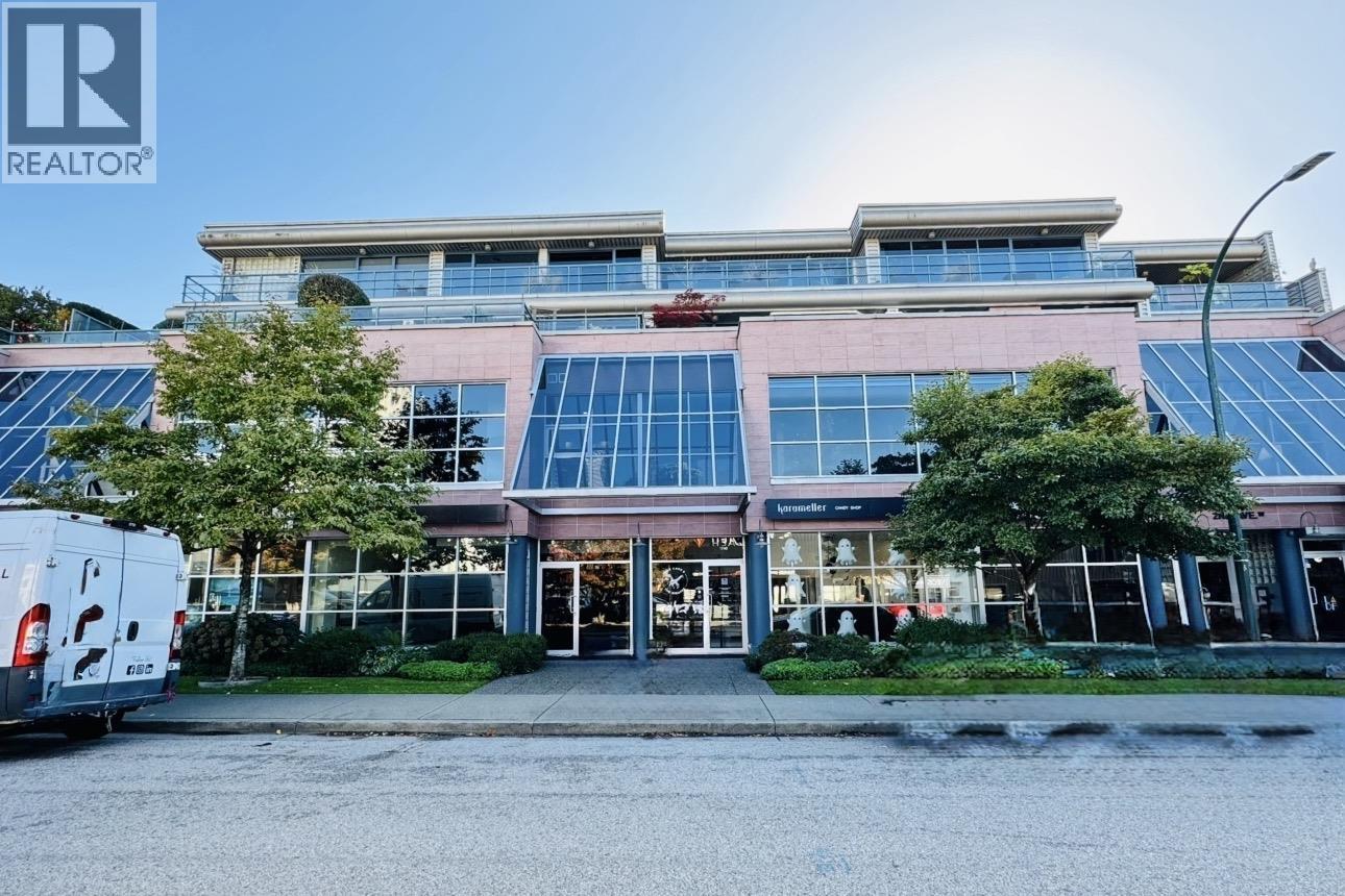 1738 W 2ND Avenue, Vancouver