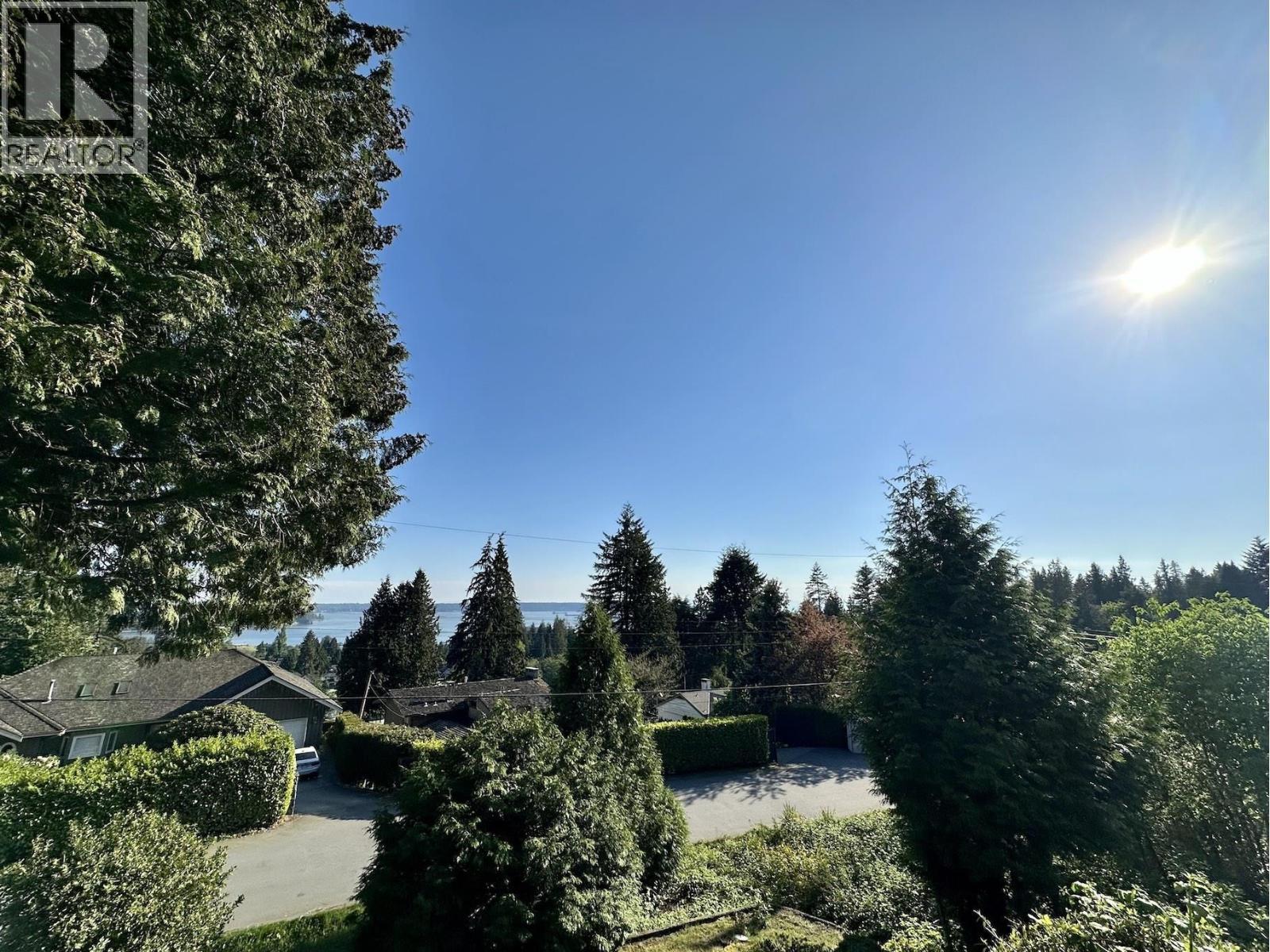 1215 Nepal Crescent, West Vancouver