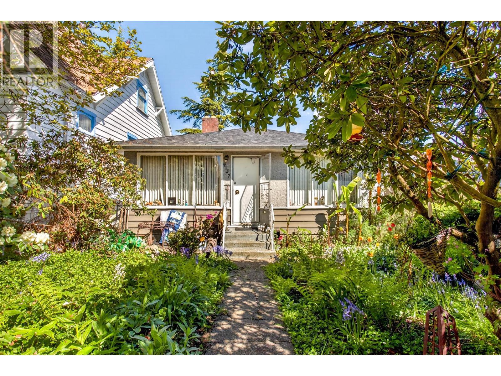 4137 Mcgill Street, Burnaby