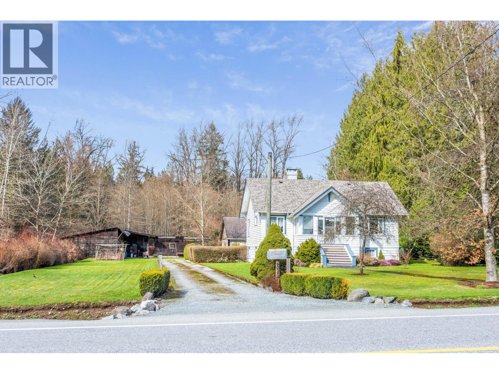 25117 Dewdney Trunk Road, Maple Ridge