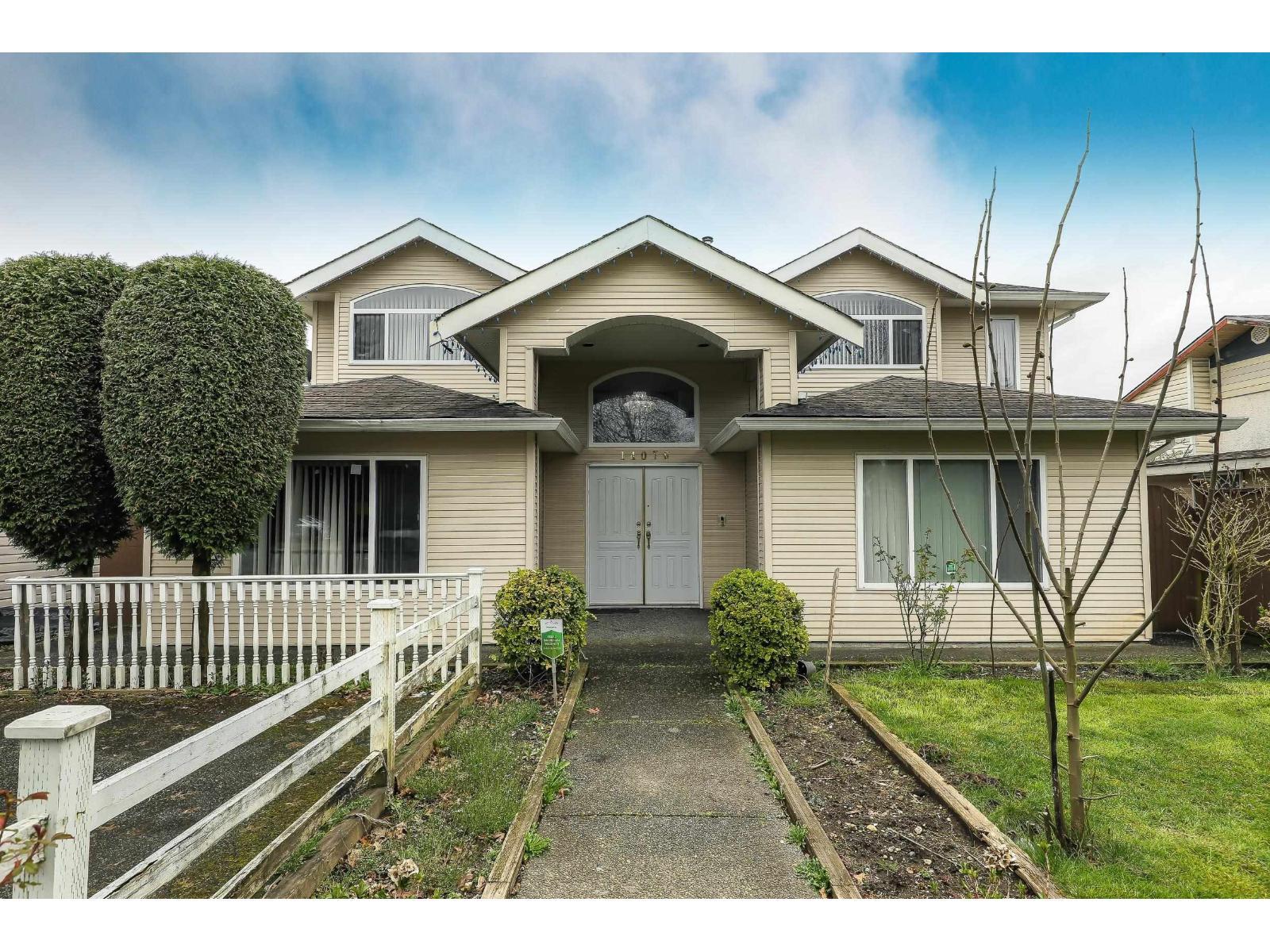 14076 72 Avenue, Surrey