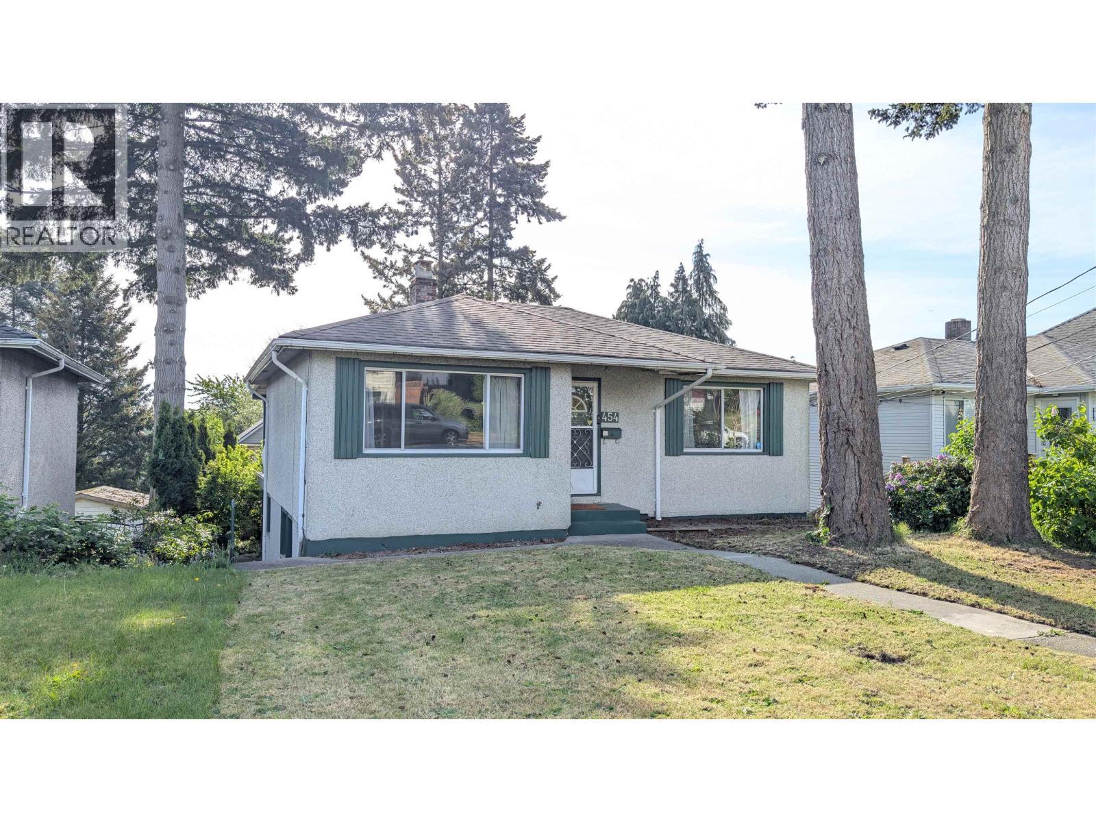 454 Wilson Street, New Westminster
