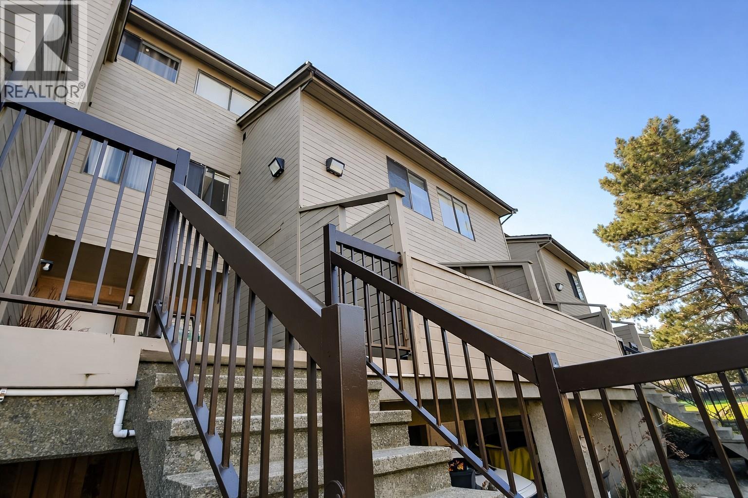 214 8140 Colonial Drive, Richmond