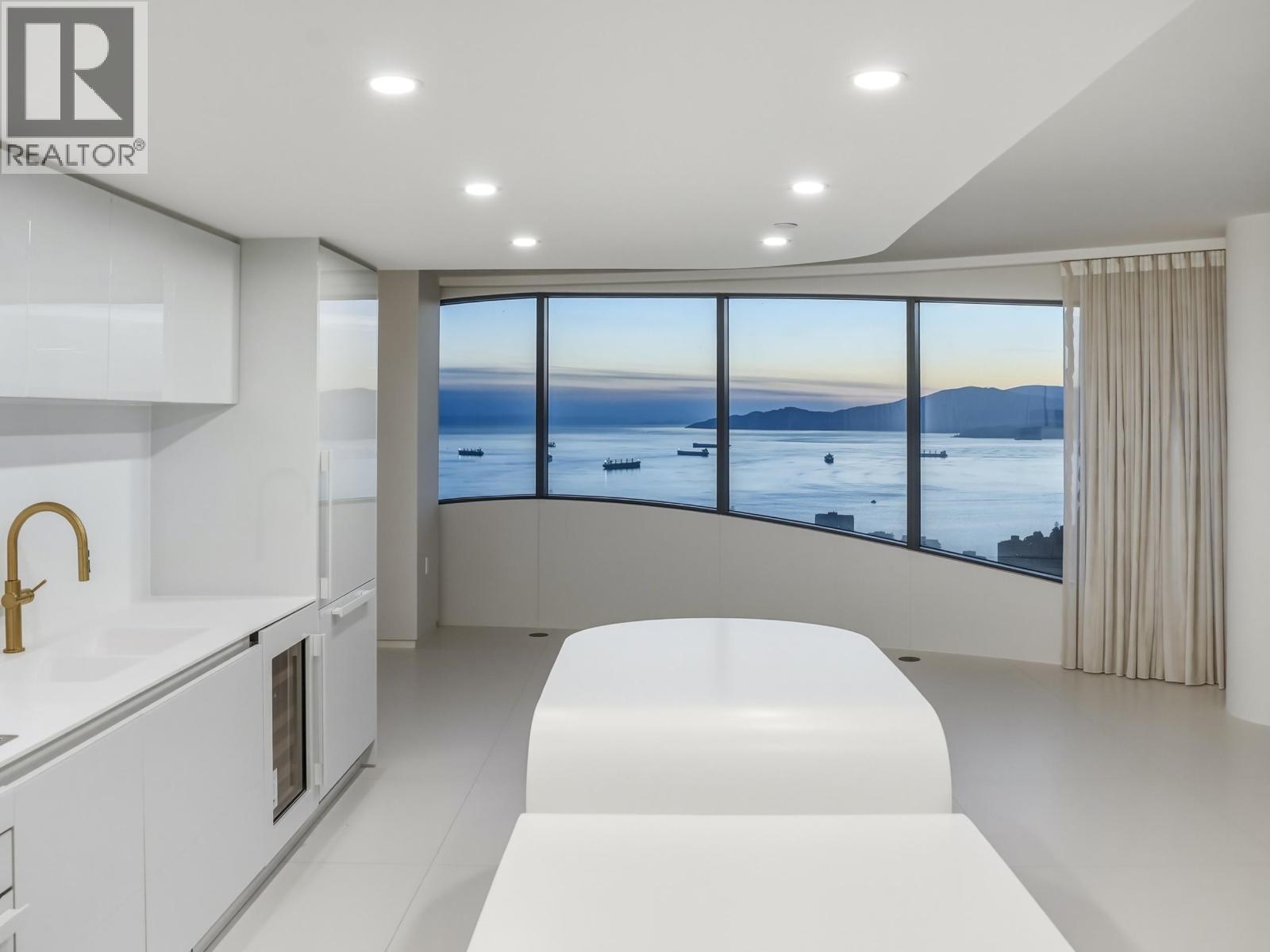 5103 1033 Nelson Street, Vancouver