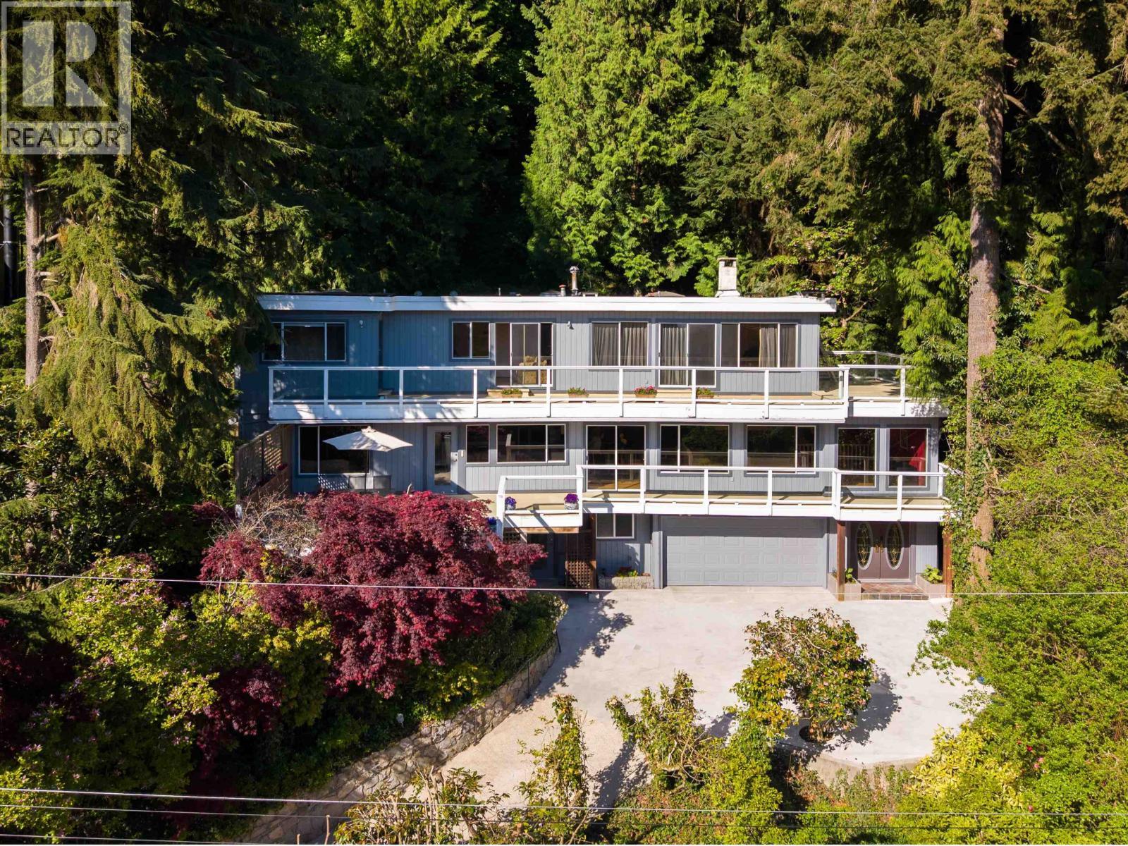 3897 Bayridge Avenue, West Vancouver
